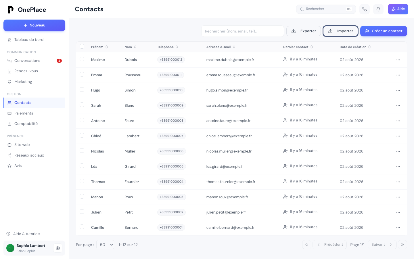 Le bouton Importer, au-dessus de la liste des contacts, à côté d'Exporter et de Créer un contact.